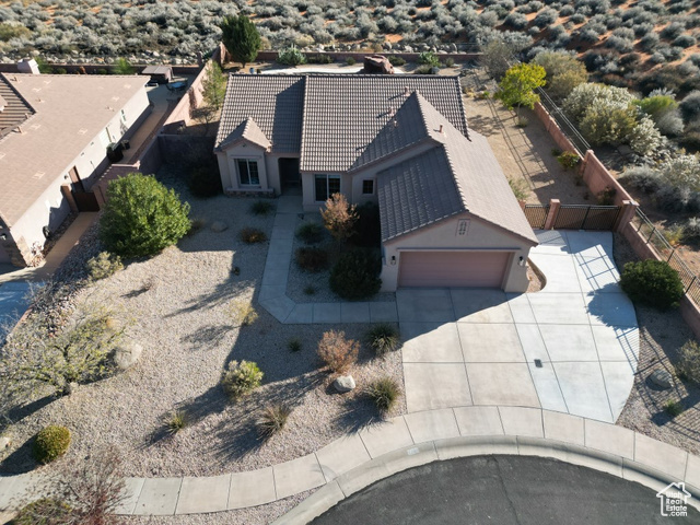 Photo 10 for MLS #2054201 at 1226 N Overland Cir