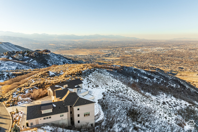 Photo 118 for MLS #2054322 at 1515 E Bluff Point Dr