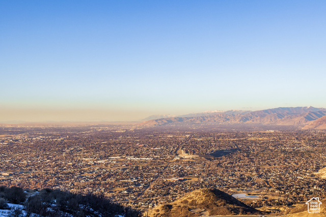 Photo 58 for MLS #2054322 at 1515 E Bluff Point Dr