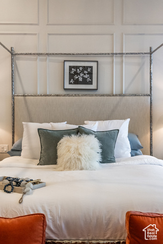 Photo 110 for MLS #2054322 at 1515 E Bluff Point Dr