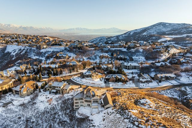 Photo 105 for MLS #2054322 at 1515 E Bluff Point Dr