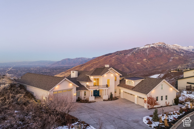 Photo 152 for MLS #2054322 at 1515 E Bluff Point Dr