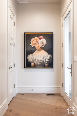 Photo 130 for MLS #2054322 at 1515 E Bluff Point Dr