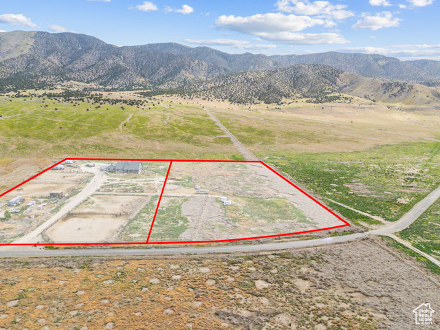 Looking from the West toward the East.  South side lot with no building