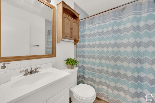 Photo 11 for MLS #2054473 at 4330 W 5215 South