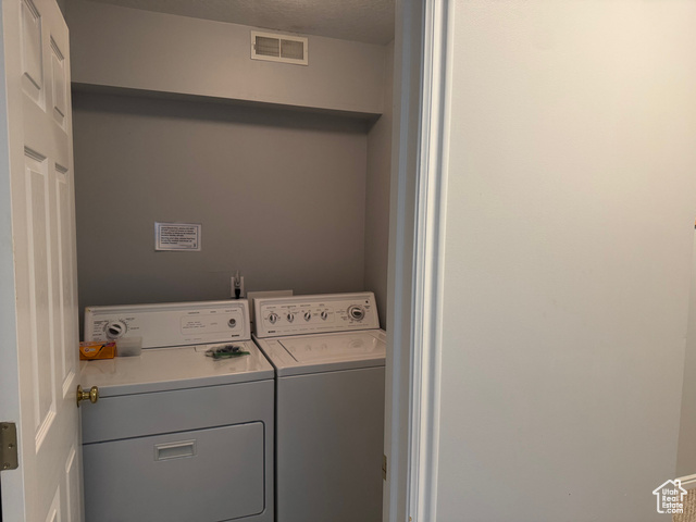 Photo 15 for MLS #2054488 at 890 N Newberg Pl #3