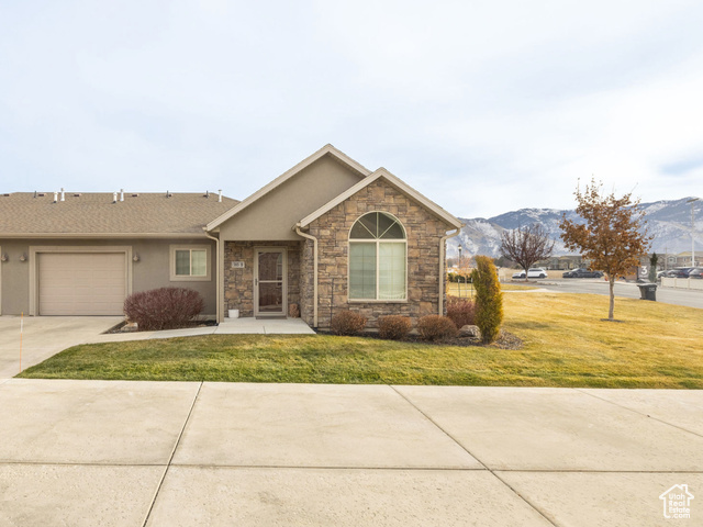 385 E 2280 N #B, North Logan UT 84341