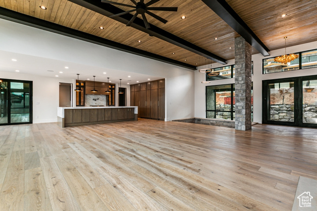 Photo 7 for MLS #2054662 at 688 E Longview Dr
