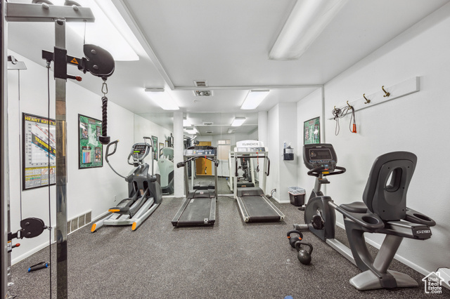 Photo 26 for MLS #2054666 at 6915 N Powderwood Dr #6U