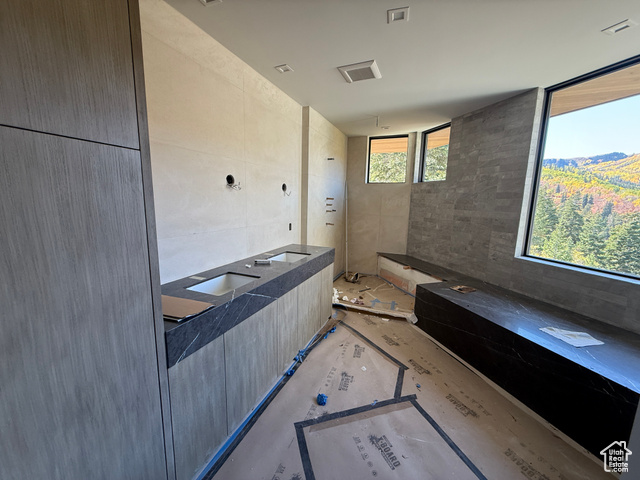 Photo 9 for MLS #2054761 at 4867 Legacy Way #8
