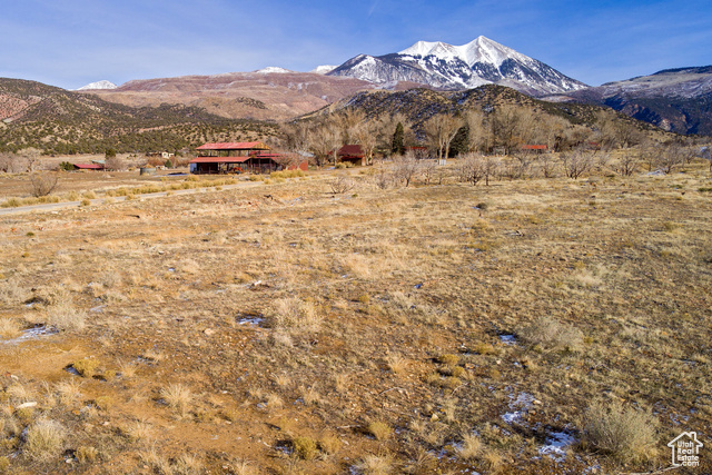 300 S PACK CREEK RD, Moab UT 84532