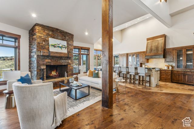 Photo 16 for MLS #2055691 at 3058 E Wapiti Rd