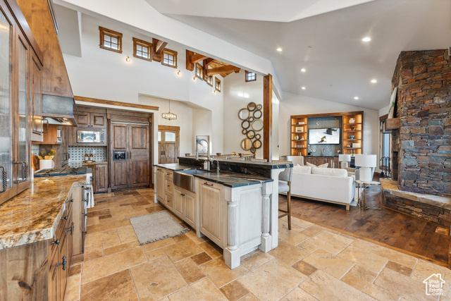Photo 9 for MLS #2055691 at 3058 E Wapiti Rd