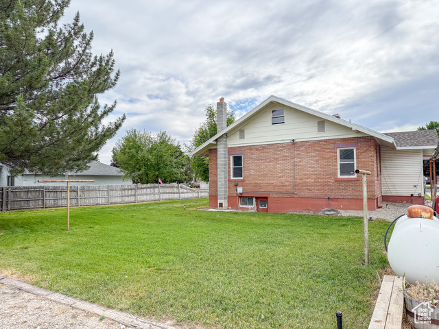 Photo 15 for MLS #2055750 at 274 N 300 West