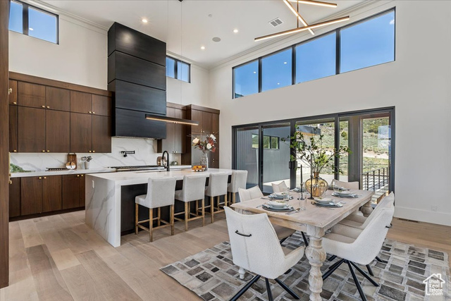1316 N Gold Mountain Cir