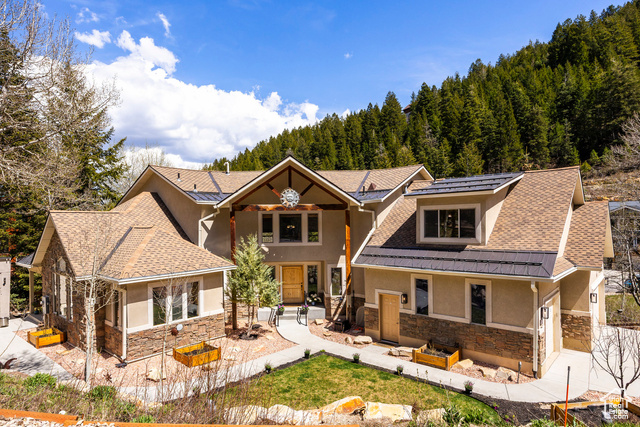 Photo 38 for MLS #2055986 at 255 Paradise Rd