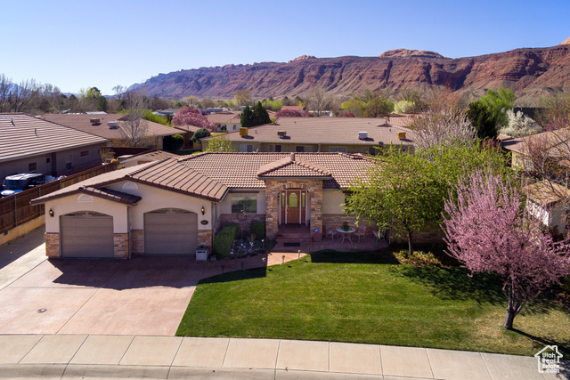 558 WINESAP CIR, Moab UT 84532