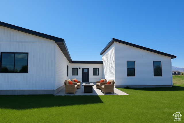Photo 3 for MLS #2056130 at 15 S 400 West