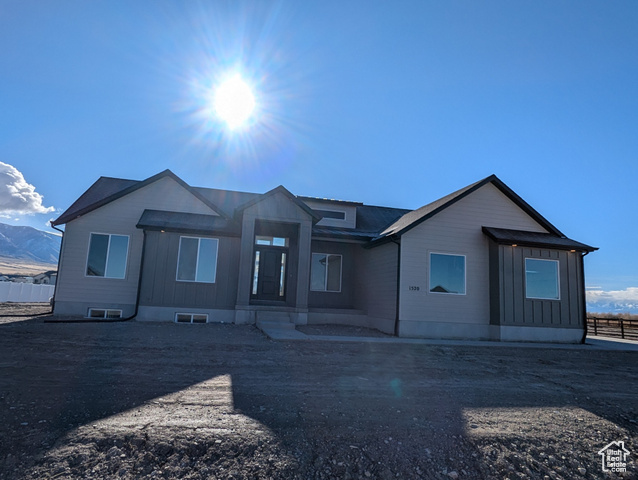 View of front facade featuring a mountain view