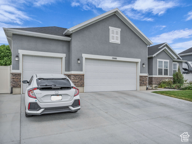 Photo 33 for MLS #2056696 at 13456 S Rowell Dr