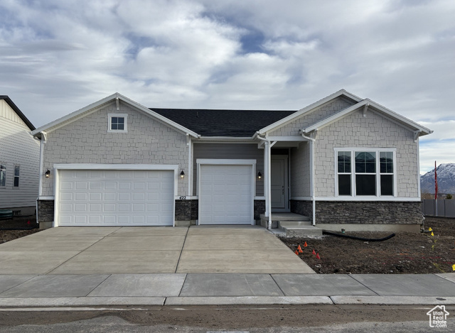 View of front of house featuring a garage