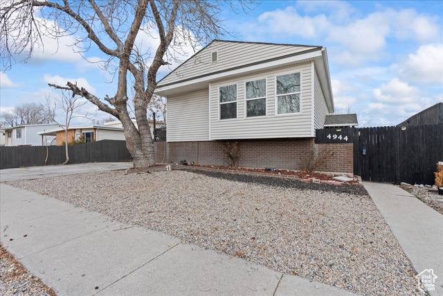 4944 W ELAINE DR, West Valley City UT 84120