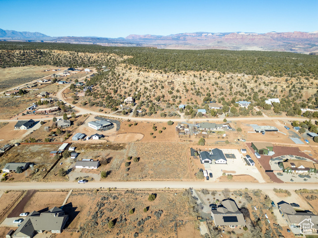 Drone / aerial view featuring a mountain view