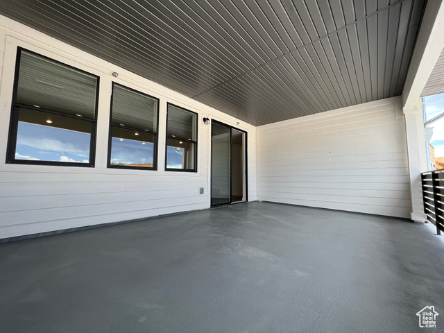 Photo 9 for MLS #2057332 at 736 W Blue Magic Ln #R302