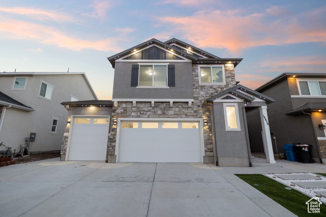 View of front of house featuring a garage