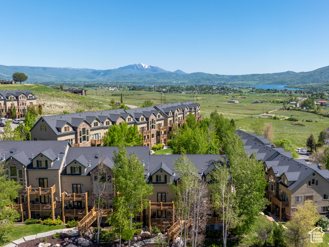 3562 N FOX RUN DR #402, Eden UT 84310