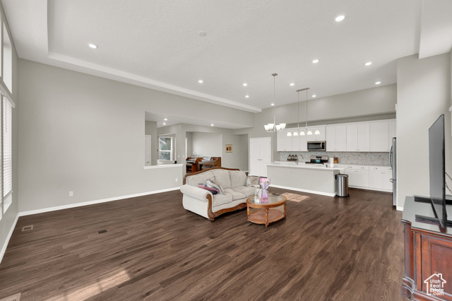 Photo 7 - 6189 W Lake Ave, South Jordan UT 84009