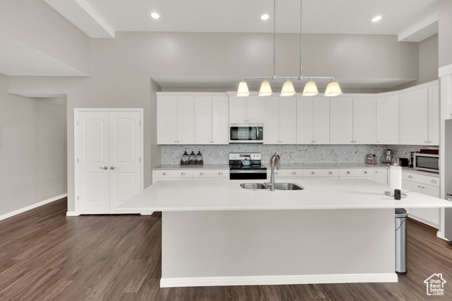 Photo 8 - 6189 W Lake Ave, South Jordan UT 84009