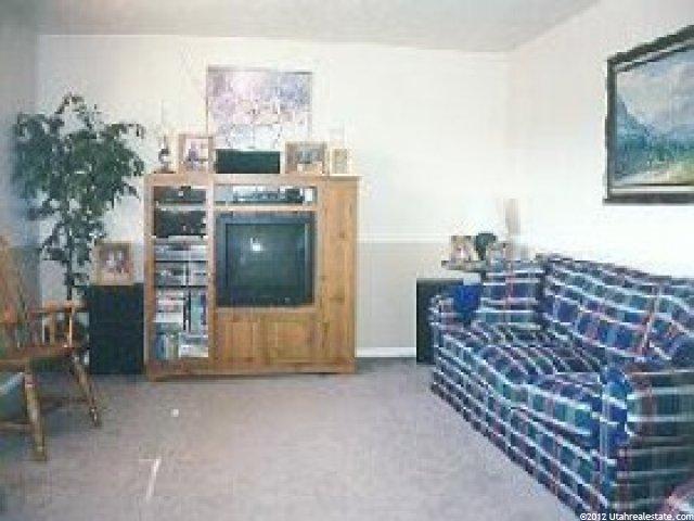 10057 Marble St, Sandy, UT 84094 — photo 4