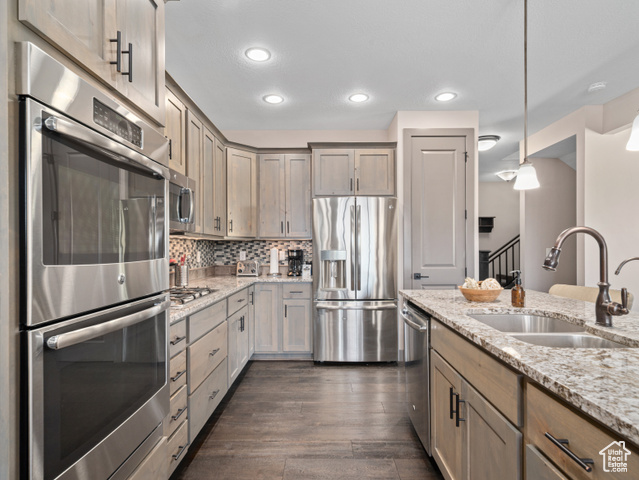 Photo 14 for MLS #2059435 at 819 S Edgewater Ct #9