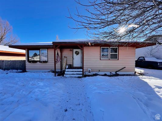 215 W 4TH, Soda Springs ID 83276