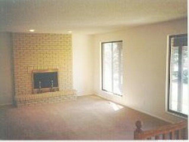 1823 Crescent View Dr, Sandy, UT 84092 — photo 3