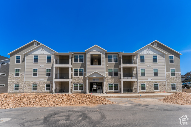 13742 S HANLEY LN #GG301, Riverton UT 84096