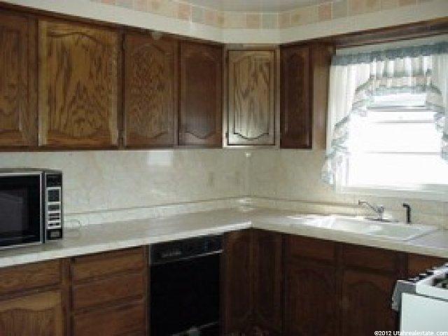 339 W 300 N, Richfield, UT 84701 — photo 2