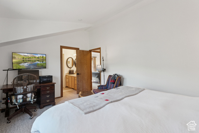 Photo 20 for MLS #2060736 at 658 Rossie Dr #3
