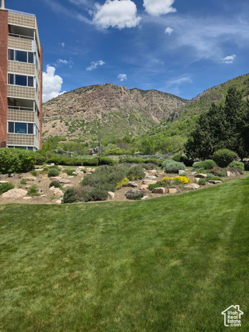 Photo 18 for MLS #2060780 at 1785 E 29th St #405