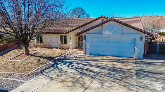 3038 S HONEY LOCUST CIR, St George UT 84790