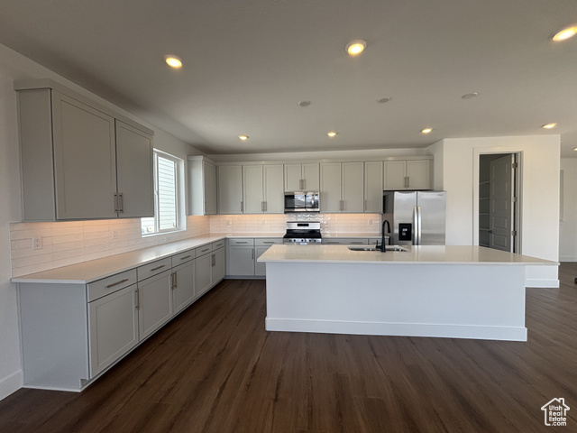 Photo 6 for MLS #2060883 at 421 E Rimrock Ln #21