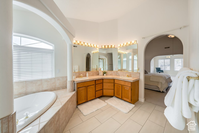Photo 14 for MLS #2060925 at 565 N Moonglow Pl