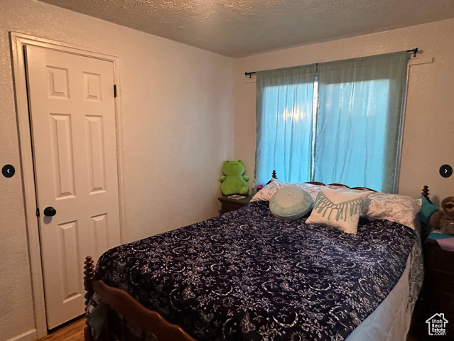 Photo 11 for MLS #2061126 at 1616 S Fowler