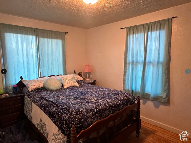 Photo 10 for MLS #2061126 at 1616 S Fowler