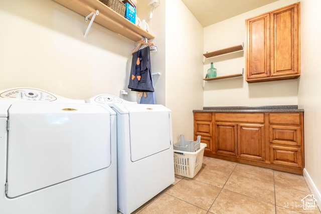 Photo 17 for MLS #2061592 at 36 W Center St