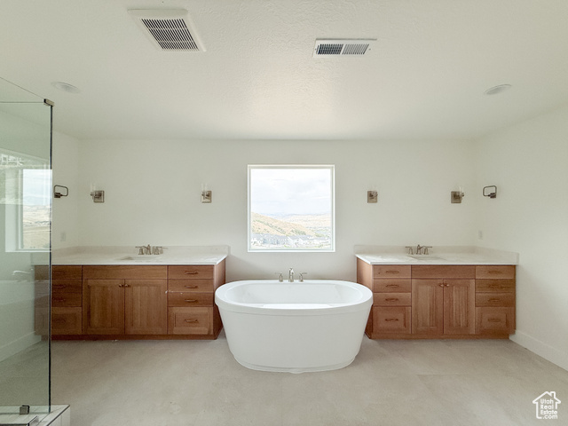 Photo 8 for MLS #2062576 at 5312 N Springview Ct #106