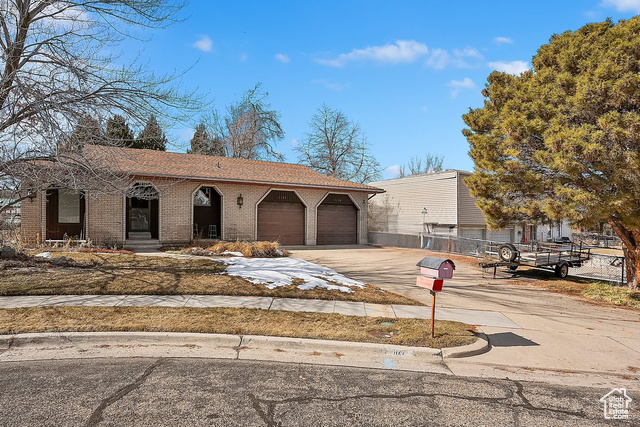 1127 W 4250 S, Riverdale UT 84405