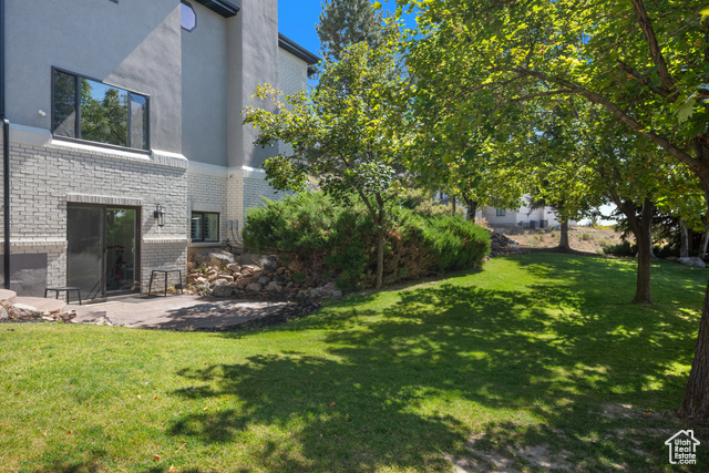 Photo 47 for MLS #2062957 at 1533 Rosanna Ln
