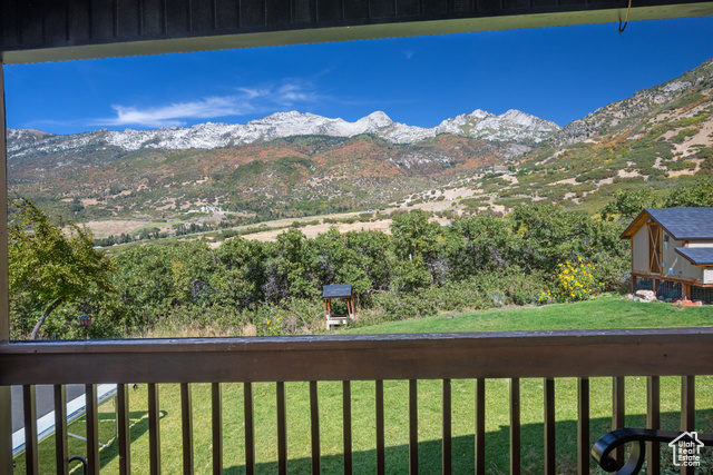 Photo 44 for MLS #2062957 at 1533 Rosanna Ln